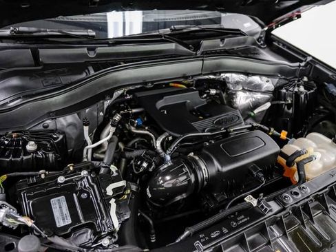 Used 2020 Ford Explorer XLT w/ Equipment Group 202A image 46