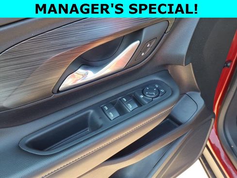 Used 2024 GMC Terrain SLE image 20