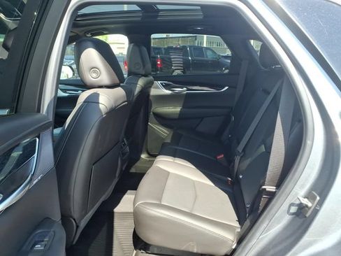 Used 2022 Cadillac XT5 Premium Luxury FWD image 21