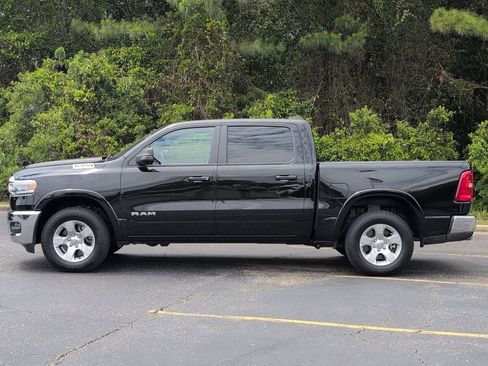 Used 2025 RAM 1500 Big Horn AWD/4WD image 7