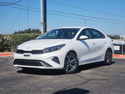 Certified 2023 Kia Forte LXS