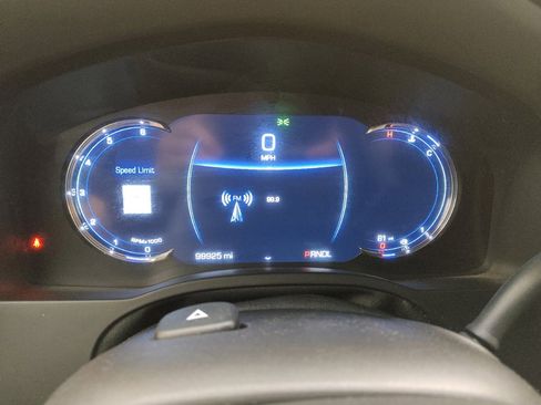 Used 2018 Cadillac Escalade Platinum AWD/4WD image 23