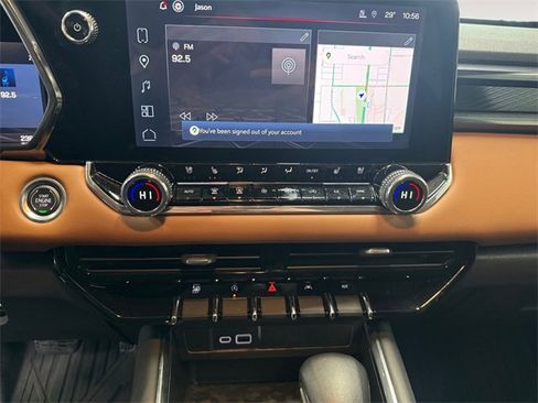 Used 2024 GMC Canyon AT4 w/ AT4 Premium Package image 5