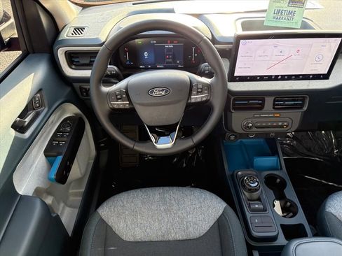 New 2025 Ford Maverick XLT w/ XLT Luxury Package image 19