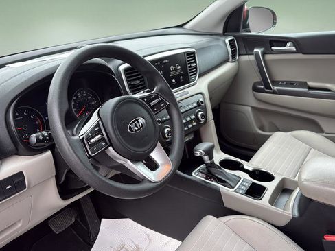Used 2020 Kia Sportage LX w/ LX Popular Package image 13
