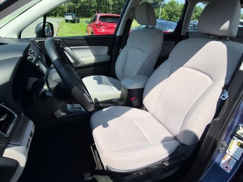 Used 2018 Subaru Forester 2.5i w/ Alloy Wheel Package AWD/4WD image 12