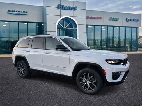 New 2025 Jeep Grand Cherokee Limited image 1
