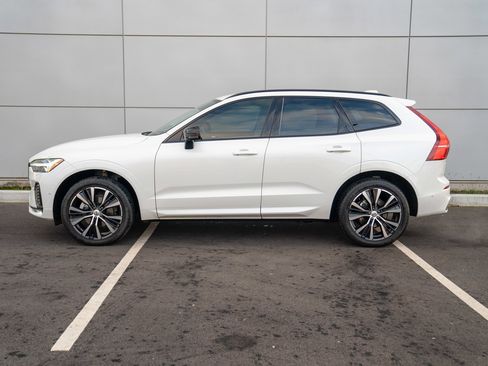 Used 2024 Volvo XC60 B5 Plus w/ Protection Package Premier image 2