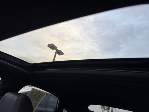 Used 2023 Honda Civic Sport Touring image 32