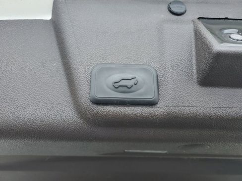 Used 2014 Buick Enclave Leather image 31