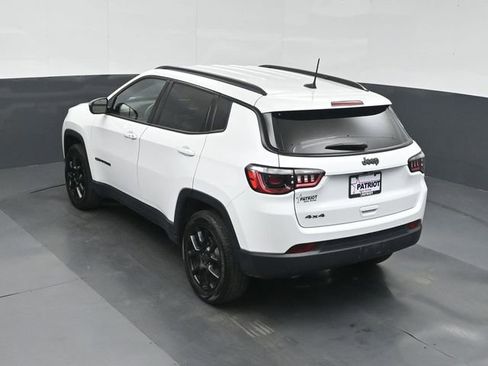 Used 2025 Jeep Compass Latitude w/ Altitude Special Edition AWD/4WD image 33