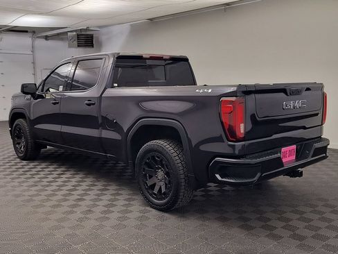Used 2022 GMC Sierra 1500 SLT w/ SLT Convenience Package AWD/4WD image 3