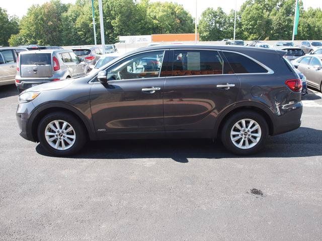 Used 2019 Kia Sorento AWD V6 image 3