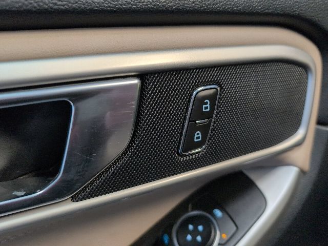 Certified 2023 Ford Explorer XLT AWD/4WD image 15