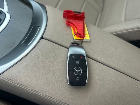 Used 2021 Mercedes-Benz C 300 Sedan image 42