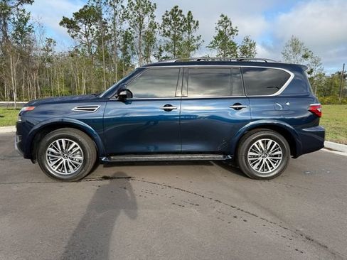 Used 2023 Nissan Armada SL w/ Cargo Package image 2