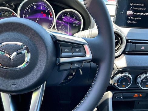 New 2026 MAZDA MX-5 Miata RF Grand Touring w/ Weather Package RWD image 21