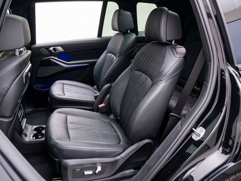 Used 2024 BMW X7 M60i w/ Executive Package AWD/4WD image 18