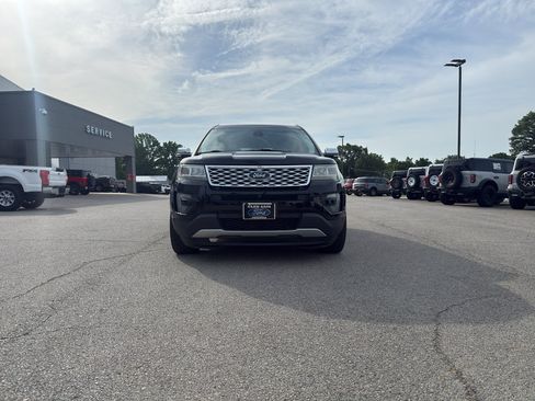 Used 2016 Ford Explorer Platinum AWD/4WD image 8