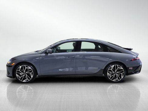 Used 2024 Hyundai Ioniq 6 Limited RWD image 4