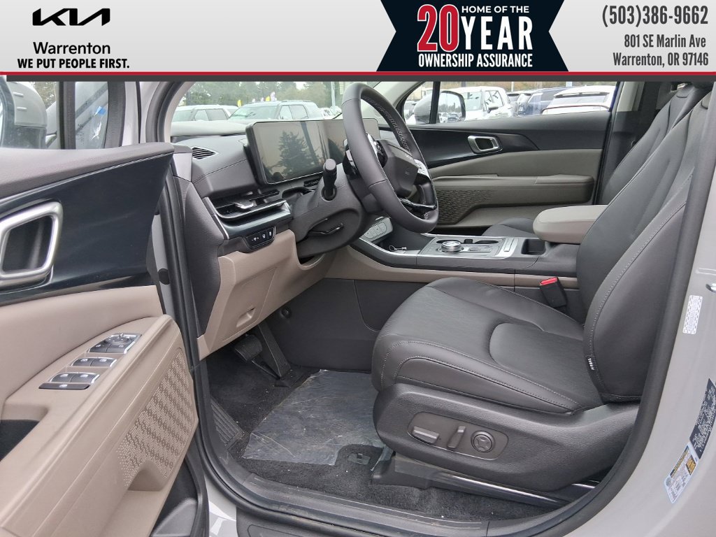 New 2027 Kia Carnival LXS FWD image 11