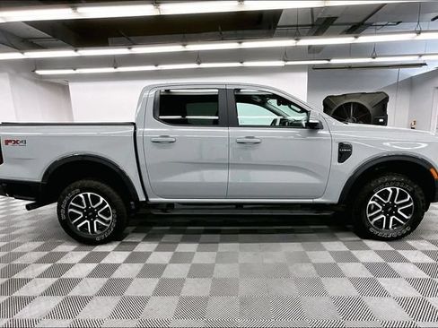 Used 2024 Ford Ranger Lariat w/ FX4 Off-Road Package AWD/4WD image 16