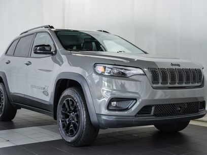 Used 2022 Jeep Cherokee Latitude w/ Trailer Tow Group
