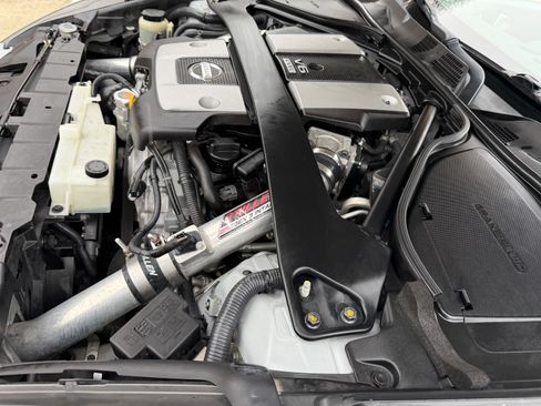 Used 2011 Nissan 370Z Coupe image 36