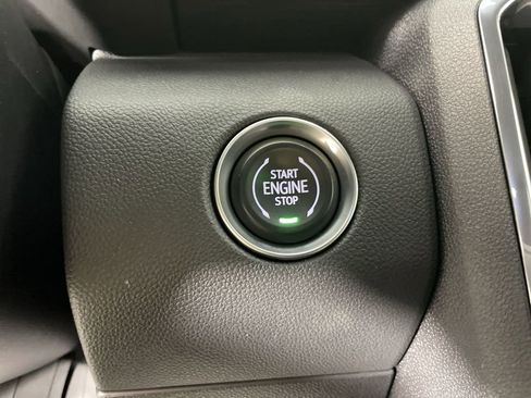 Used 2024 GMC Acadia Elevation w/ Super Cruise Package image 16