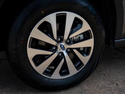 Certified 2025 Subaru Outback Premium AWD/4WD image 15