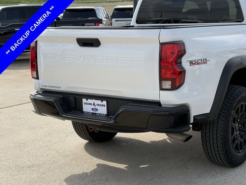 Used 2023 Chevrolet Colorado Trail Boss image 8