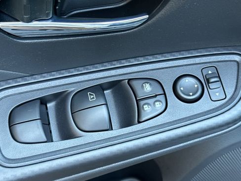 New 2025 Nissan Versa SV w/ Trunk Package image 13