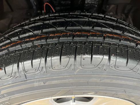 New 2025 Toyota RAV4 XLE image 28