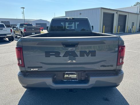 New 2026 RAM 3500 Big Horn AWD/4WD image 6