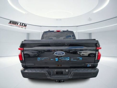 Used 2023 Ford F150 Lightning XLT image 4