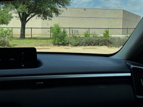 Used 2025 MAZDA CX-50 AWD 2.5 S w/ Select Package image 36