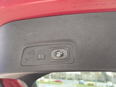 Used 2017 Lincoln MKC Reserve image 18