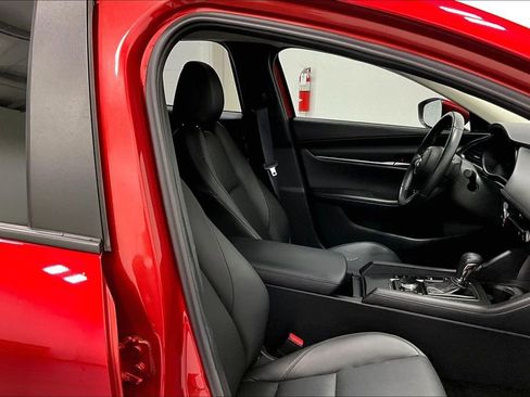 Used 2023 MAZDA MAZDA3 s image 10