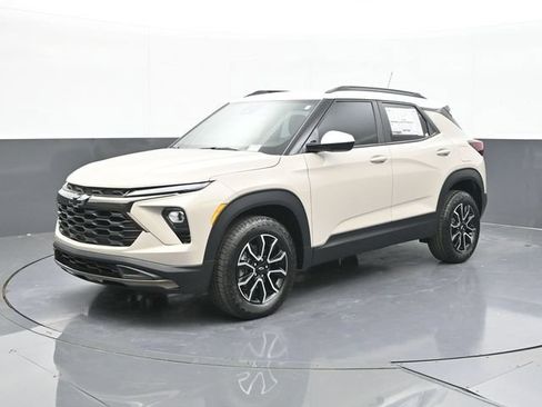 New 2026 Chevrolet TrailBlazer ACTIV AWD/4WD image 4