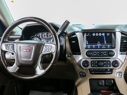 Used 2020 GMC Yukon SLT w/ Premium Edition RWD image 18