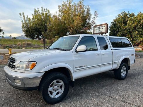 Used 2000 Toyota Tundra Limited image 5