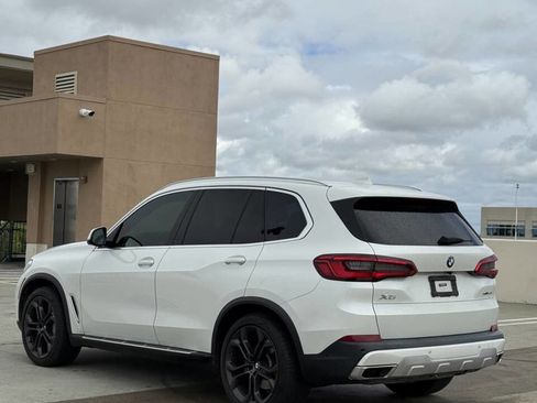 Used 2019 BMW X5 xDrive40i w/ Premium Package 2 AWD/4WD image 12