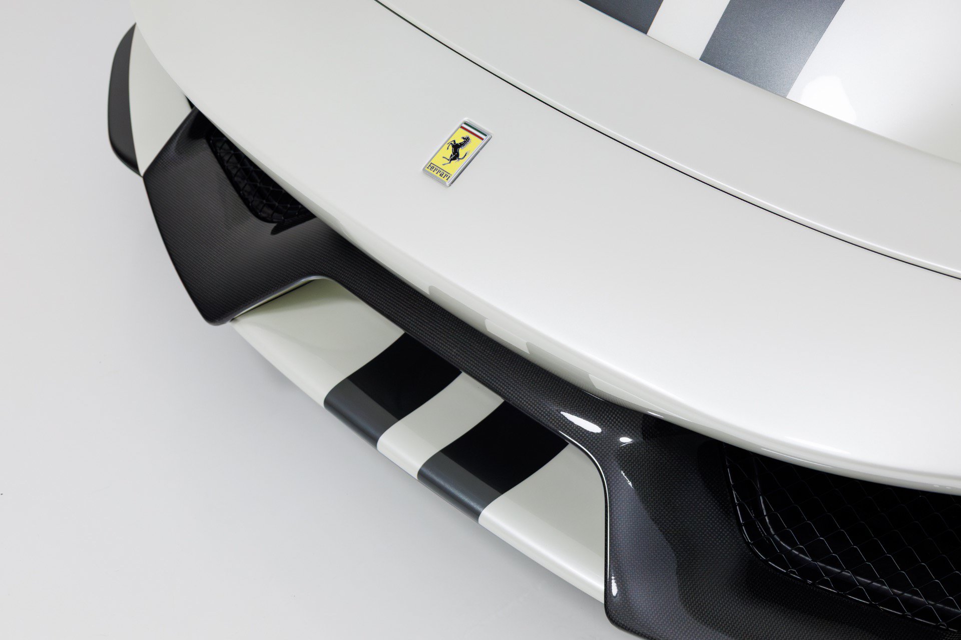 Used 2020 Ferrari 488 Pista Coupe RWD image 52