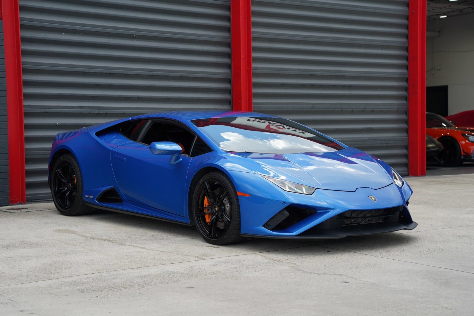 Used 2020 Lamborghini Huracan EVO RWD image 6
