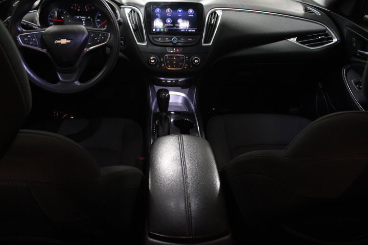 Used 2020 Chevrolet Malibu LT FWD image 28