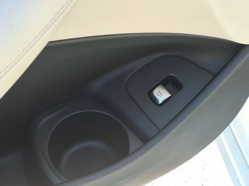 Used 2023 Mercedes-Benz E 350 4MATIC Sedan image 25
