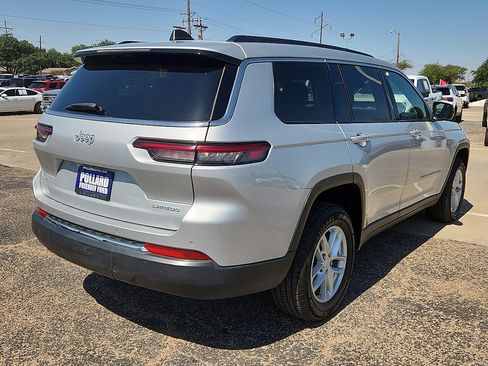 Used 2024 Jeep Grand Cherokee L Laredo AWD/4WD image 3