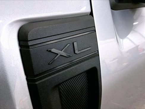 Used 2022 Ford Maverick XL FWD image 13