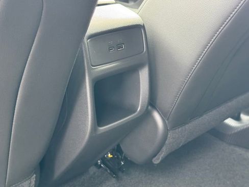 New 2026 Chevrolet Trax LT w/ LT Convenience Package image 14