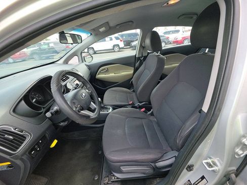 Used 2016 Kia Rio LX w/ Power Package FWD image 4